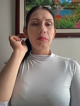 Alysson-- online show from June 12, 1:41 pm