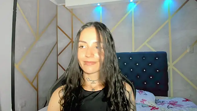 Sarahot 22 online show from December 2, 8:48 am