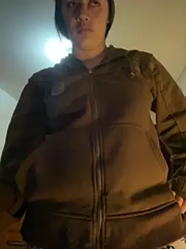 Miss oliviaa online show from February 22, 12:22 am