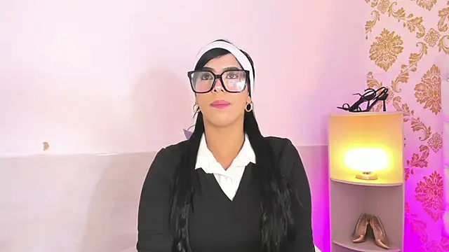 emaa lambert online show from June 25, 11:34 am