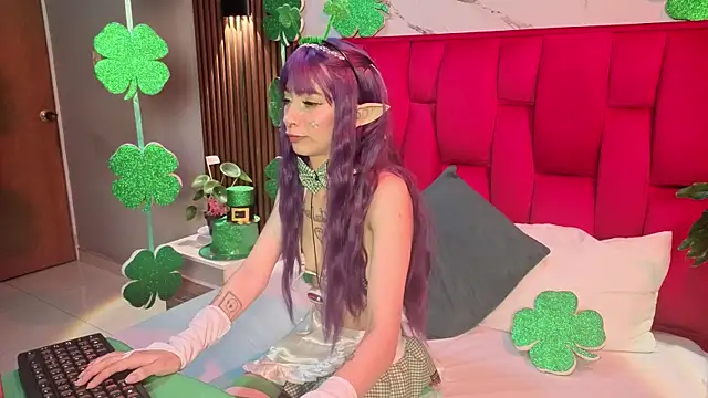 lauren evans96 online show from March 18, 4:39 am