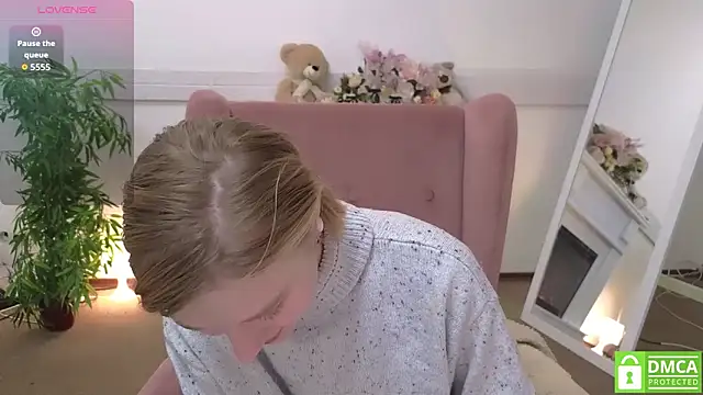 MirraBellanta online show from April 29, 2:37 am