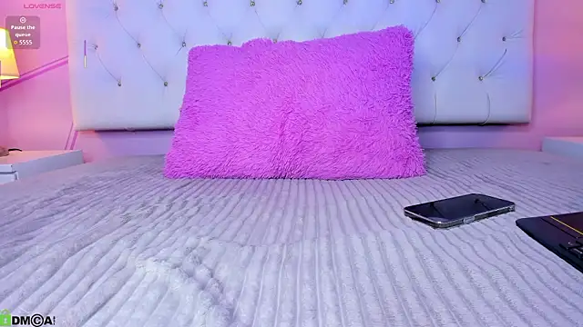 Nicol Betancur online show from February 20, 5:06 am