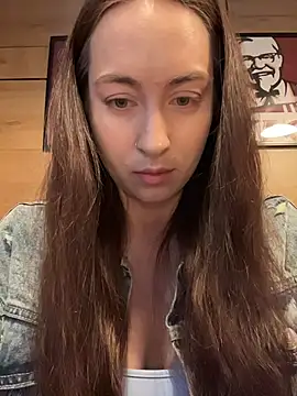 Holly Play online show from July 14, 9:57 am