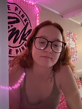 gingerbabe18 online show from November 15, 12:22 am