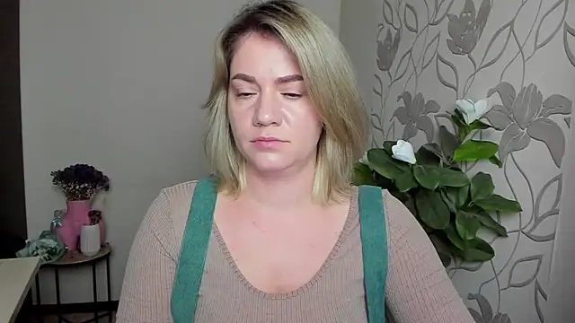 MariaSttone online show from October 21, 7:40 pm