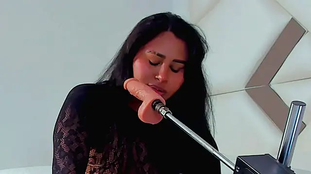 StormyButty18 online show from July 6, 4:29 am