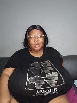 DAIRYBELLELIZxx online show from July 26, 3:47 am