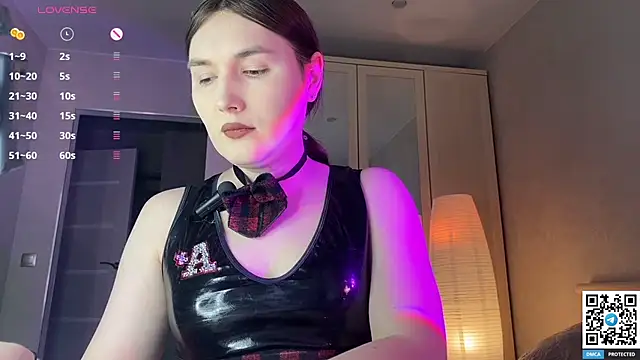 Maria Bowie online show from February 6, 7:34 am