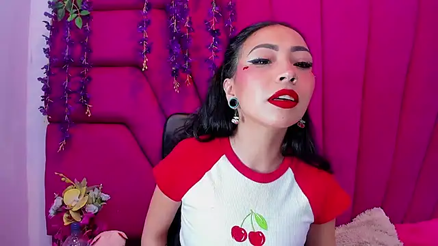 nathalia pink online show from June 30, 1:21 pm