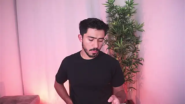 dam0n fr0st online show from November 18, 12:11 am