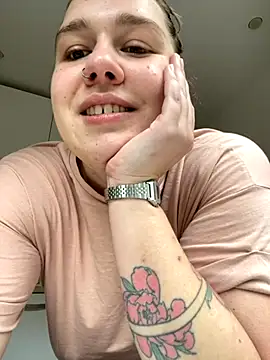 SuzieMurray online show from September 13, 10:34 am