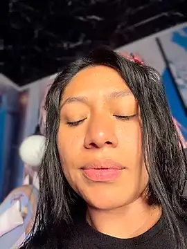 Im Little online show from June 12, 3:36 am