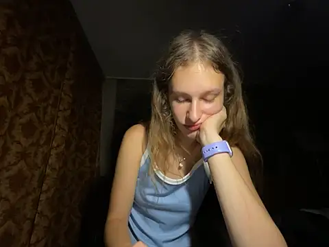 Snapshot of Eva_Angel3 chatting on September 11, 7:58 pm Eva Angel3 online show from September 11, 7:58 pm