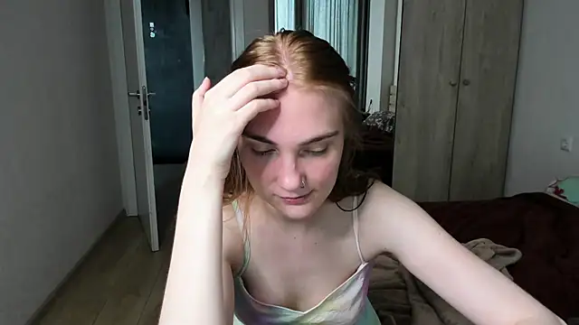 ReddHotPipper online show from July 21, 3:18 am