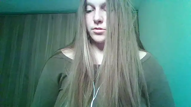 Evasapples online show from May 2, 9:18 pm