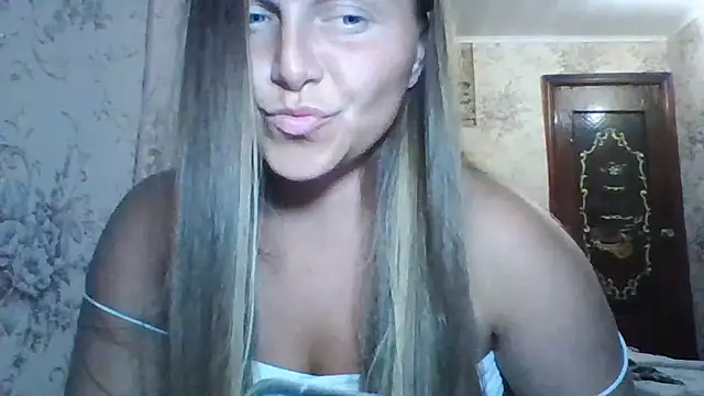 Evasapples online show from July 22, 9:27 pm