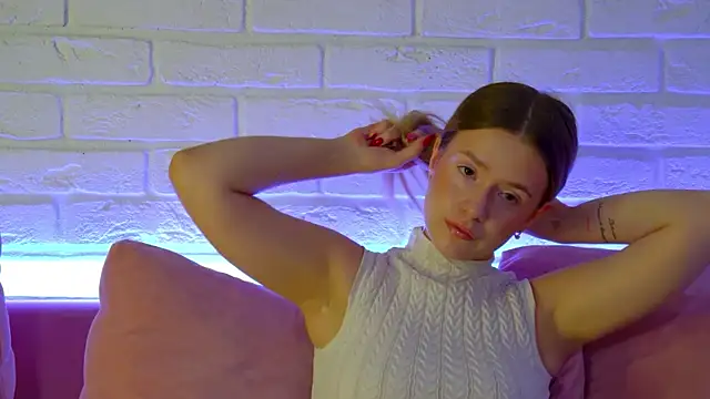 MilanaBalmain online show from July 13, 4:35 am