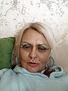 Gardener of Illusions online show from December 1, 9:50 pm