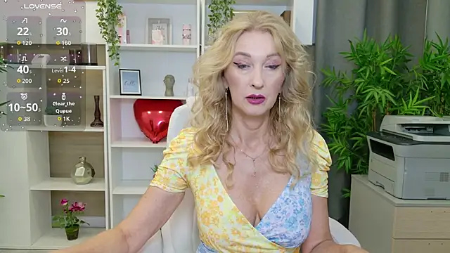LadyLeea online show from July 29, 3:28 am