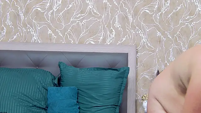 CassidyVelvet online show from July 5, 2:51 am