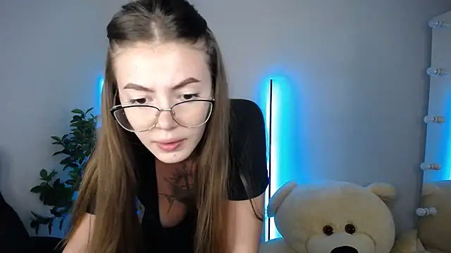 Ritaneer online show from June 27, 8:26 am