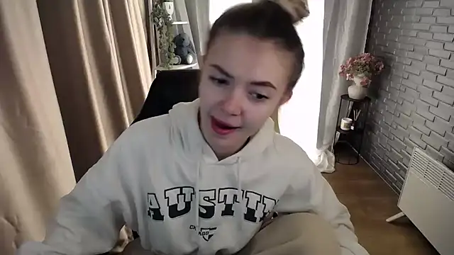 Ritaneer online show from October 4, 8:42 am