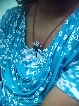 aadhini01 online show from November 11, 6:16 pm