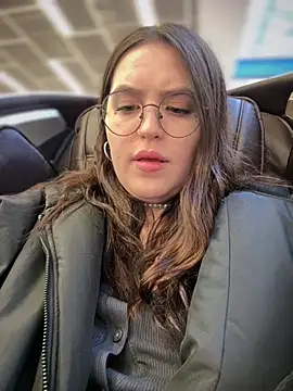 meow girl online show from February 11, 11:12 am