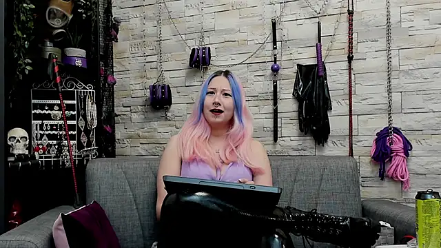 CruelMistress online show from November 13, 4:06 pm