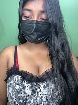 Ishaani 0 online show from August 3, 7:30 pm