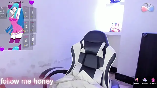 zoe connor19 online show from February 25, 8:40 pm