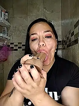 emily sweet13 online show from March 8, 8:29 am