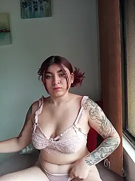 carolayrosse online show from November 14, 3:01 pm