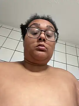 vanilla chocolate23 online show from February 15, 3:22 pm