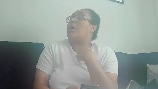 vanilla chocolate23 online show from July 1, 3:55 pm