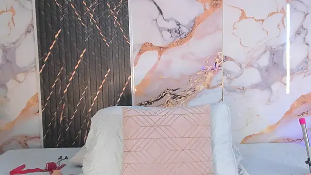 Alyson-a online show from July 22, 2:18 pm