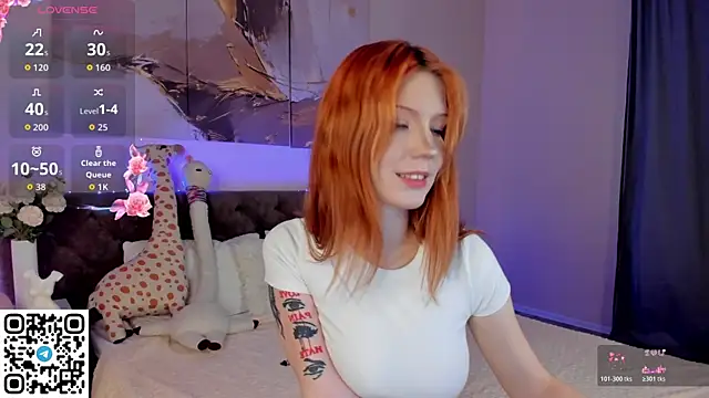 Linablueeyed online show from July 27, 9:39 am