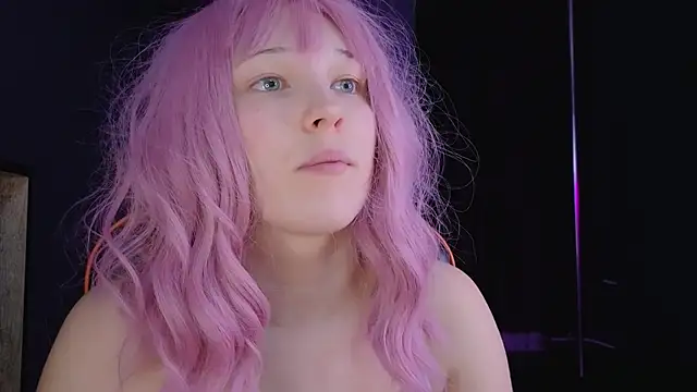 lea belle  online show from February 22, 5:36 pm