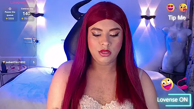 Emili Roux online show from December 2, 3:47 pm