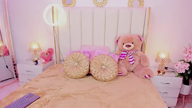 evangelin ts online show from October 11, 2:09 pm