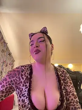 KeiraDark online show from May 1, 4:16 am