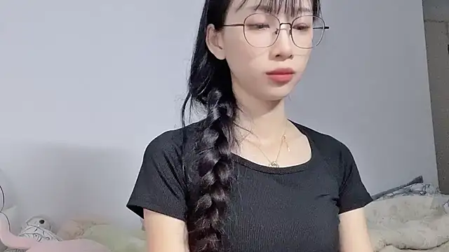 Lili-2 online show from August 4, 1:17 pm