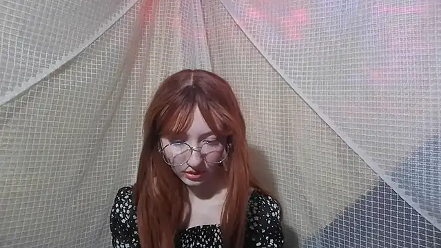 IsabellaBlacky online show from February 20, 5:39 am