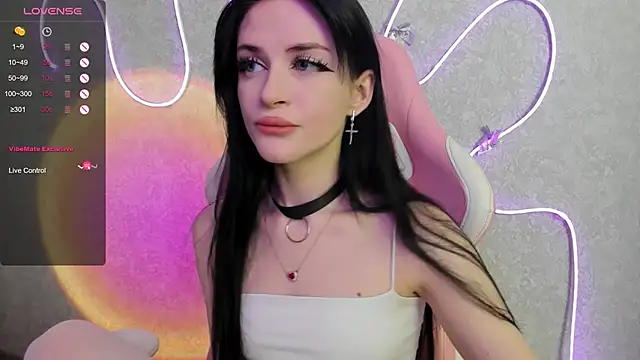 Molly Crystall online show from July 7, 3:42 am