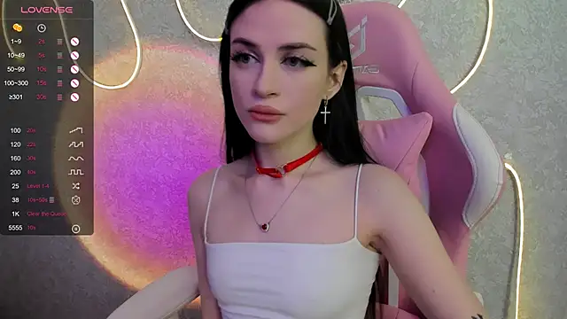 Molly Crystall online show from June 27, 2:56 am