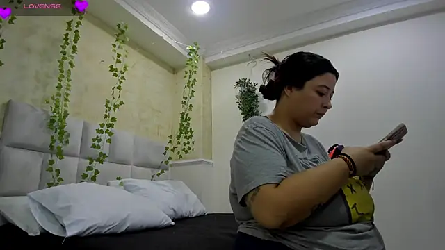 JulietaKane online show from July 1, 8:08 pm
