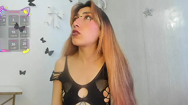 Asterothxznikki online show from March 18, 1:43 am