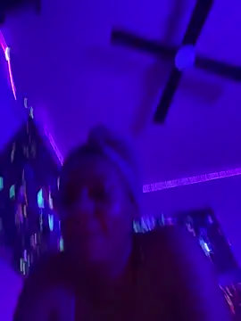 redbonejada online show from December 21, 12:48 am