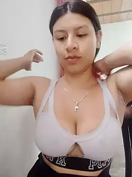 Snapshot of maye_dan chatting on October 14, 1:03 pm maye dan online show from October 14, 1:03 pm